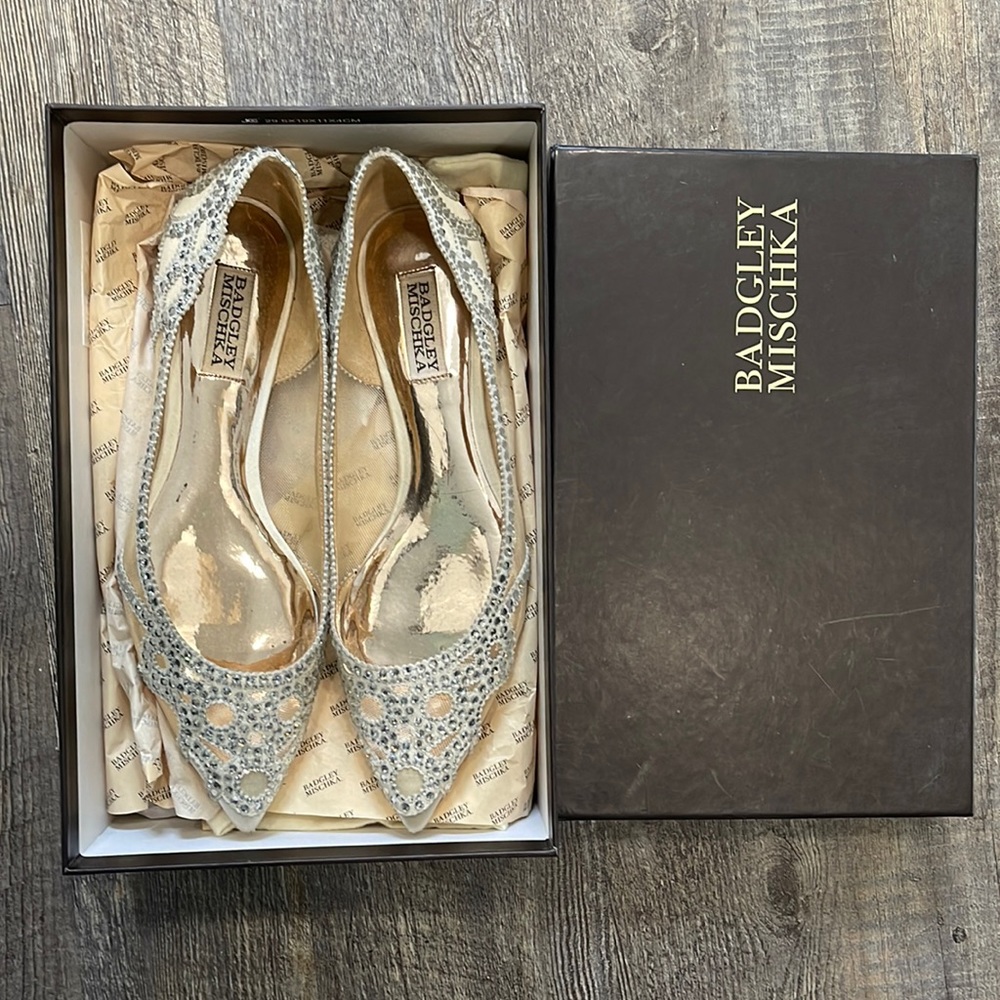 Badgley Mischka flats